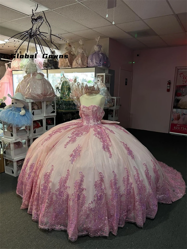 

Pink Shiny Ball Gown Quinceanera Dresses Off The Shoulder Sequin Applique Lace Beads Bow Tull Party Birthday Sweet 16 Dress Vest