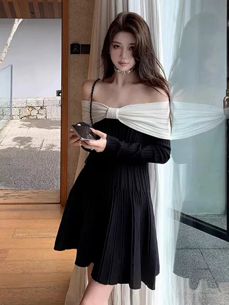 Zwart-Witte Kleur Botsing Strik Versiering Gebreide Jurk Sexy Strapless Stretch Slanke Korte Damesjurken 2024 Lente Nieuw