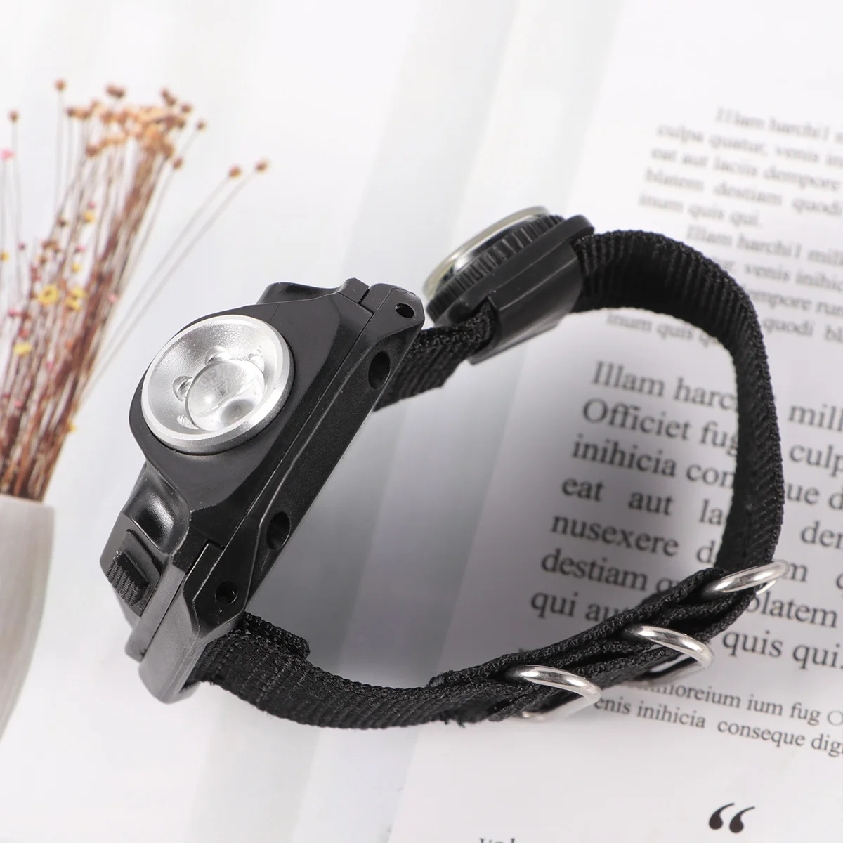 

Adjustable Led Wrist Light Usb Rechargeable Flashlight Watch For Camping Hiking Outdoor Sports Gift Wristlight Nylon Strap Metal