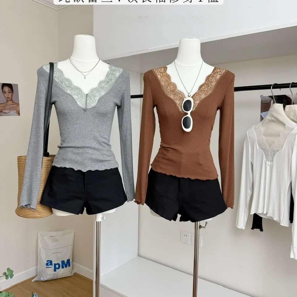 Sexy Basic Lace Long Sve T-Shirt Damen Tägliche Taille-Cinching Dünnes Frühlings-Herbst-Top Trendiger V-Ausschnitt-Pullover Normale Länge