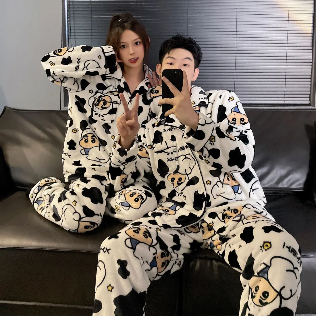 Anime Crayon Shin-Chan Paar Pyjama Set Mannen Vrouw Mode Toevallige Pyjama Dikker Warme Tops Broek Cartoon Flanel thuis Kleding