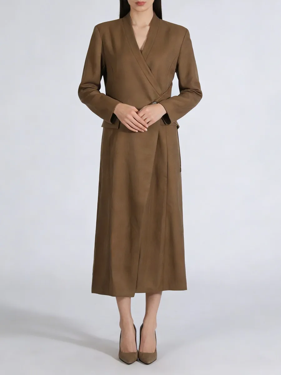 TWOTWINSTYLE موضة التخسيس تقسم زر الخنادق غير النظامية للنساء الخامس الرقبة طويلة الأكمام تصميم تحسس خندق الملابس النسائية