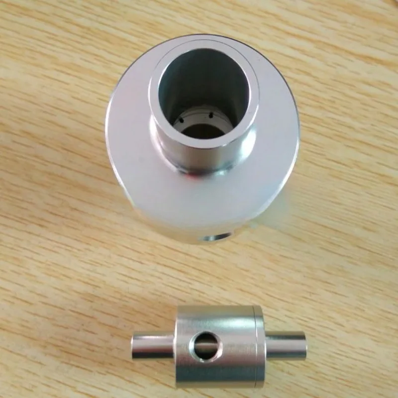 Pneumatic conveyor vacuum generator pneumatic feeder material conveyor air amplifier particle feeder