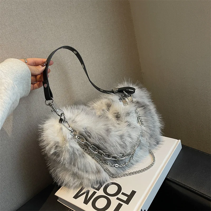 Plush Bag for Women\'s 2023 New Autumn Winter New Soft Handbags Fashion One Shoulder Underarm Bag Popular Chains Crossbody Bags