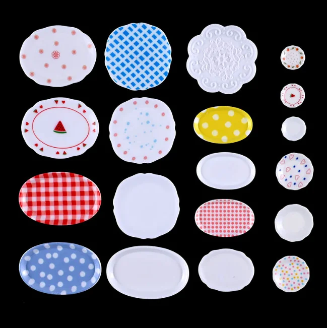 20pcs/lot New Dollhouse Miniature Kitchen Cute Cartoon Dish Plate Model Toys for blyth Doll Accessories