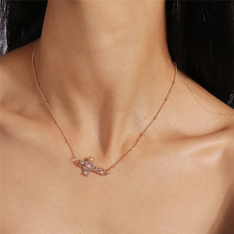 Mode Kreuz Halskette für Frauen Männer Gold Silber Farbe Dazzling Kristall Jesus Kruzifix Halskette Christian Schmuck Großhandel – Detail 19