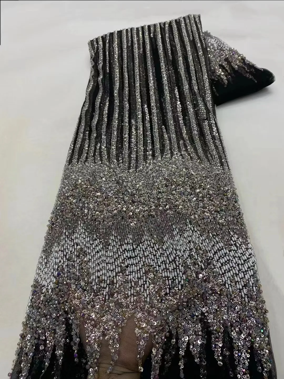 

Latest French Groom Lace Fabric 2024 High Quality Tulle African Sequin Beaded Lace Fabric For Nigerian Wedding Party Lace Fabric