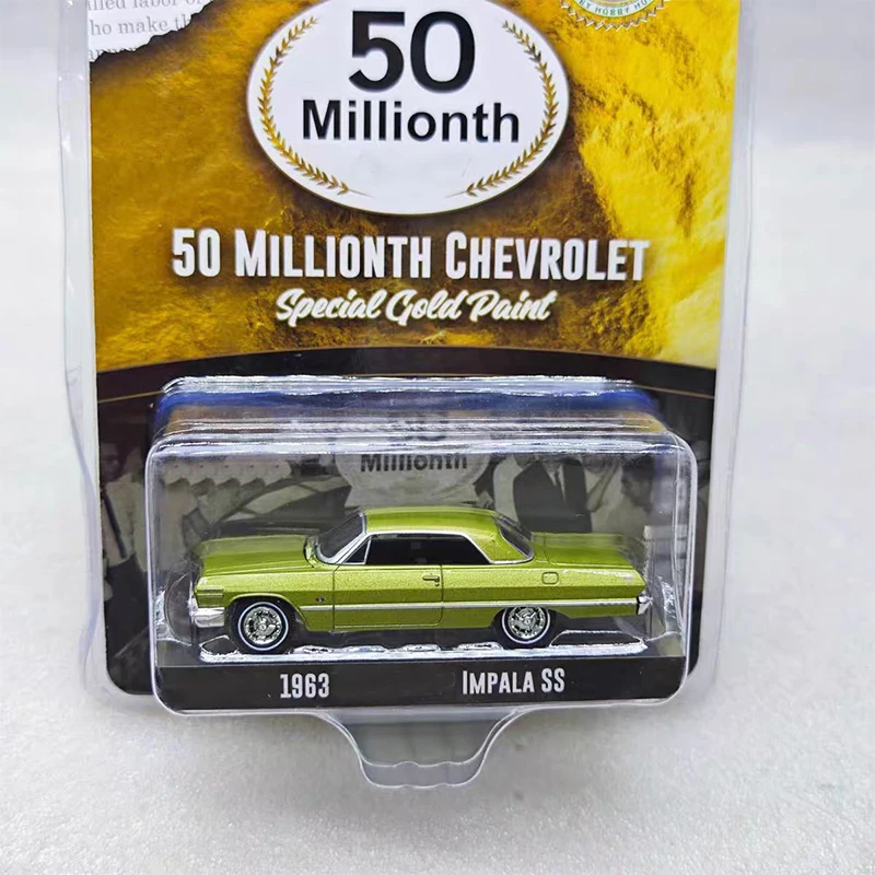 Greenlight 1:64 1963 Impala SS - 50 Millionth Vehicle - Special Gold Series Diecast Model Alloy Car Child Christmas Gift