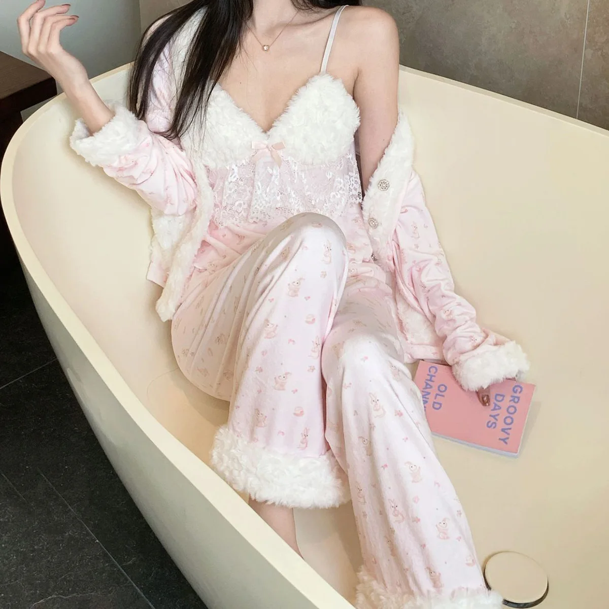 pijamas-de-terciopelo-para-ninas-ideales-para-otono-e-invierno-con-tirantes-de-terciopelo-de-doble-cara-conjunto-de-tres-piezas-ropa-comoda-para-el-hogar