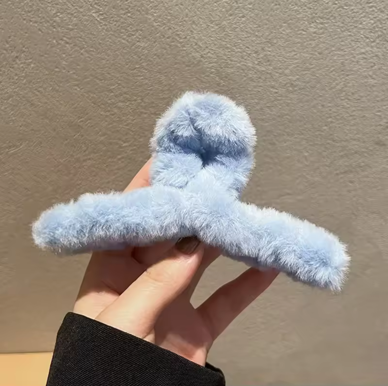 Winter Faux Fur Hair Claw for Women Elegant Acrylic Crab Barrette Hairpin Girl-Hair Accessories Furry Headwear Hair Claw Clip - Image 13