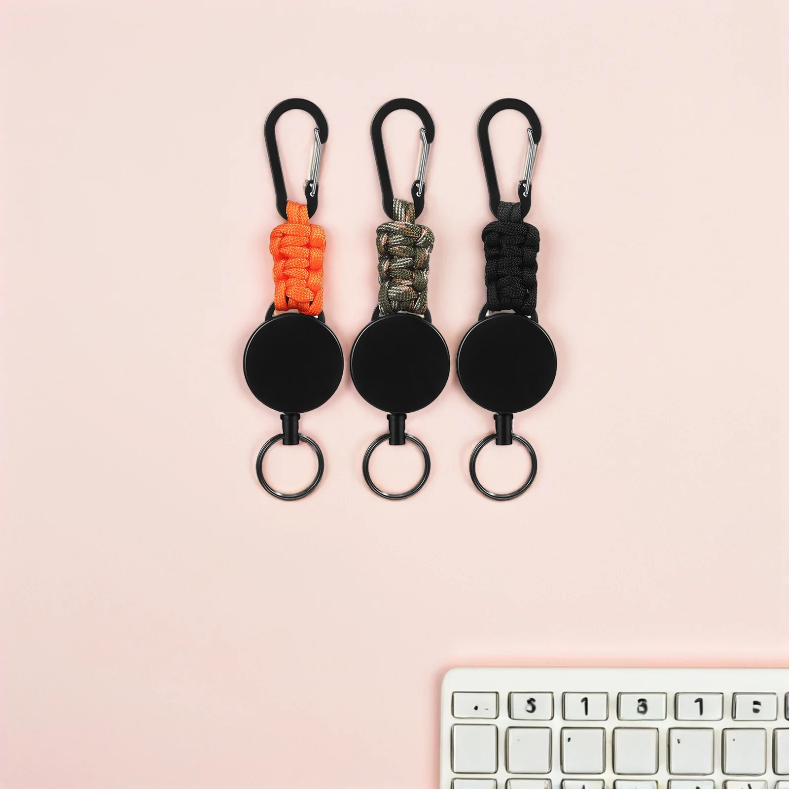

4pcs Retractable Chain Carabiner Climbing Metal Extendable Retractable Keychains Keychains Men Badge Reel