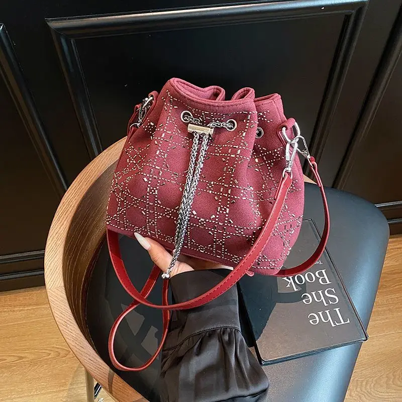 Women's New Shoulder Crossbody Portable Bucket Bag Internet Celebrity Korean Version Foreign Style Diamond-encrusted Women's Bag
