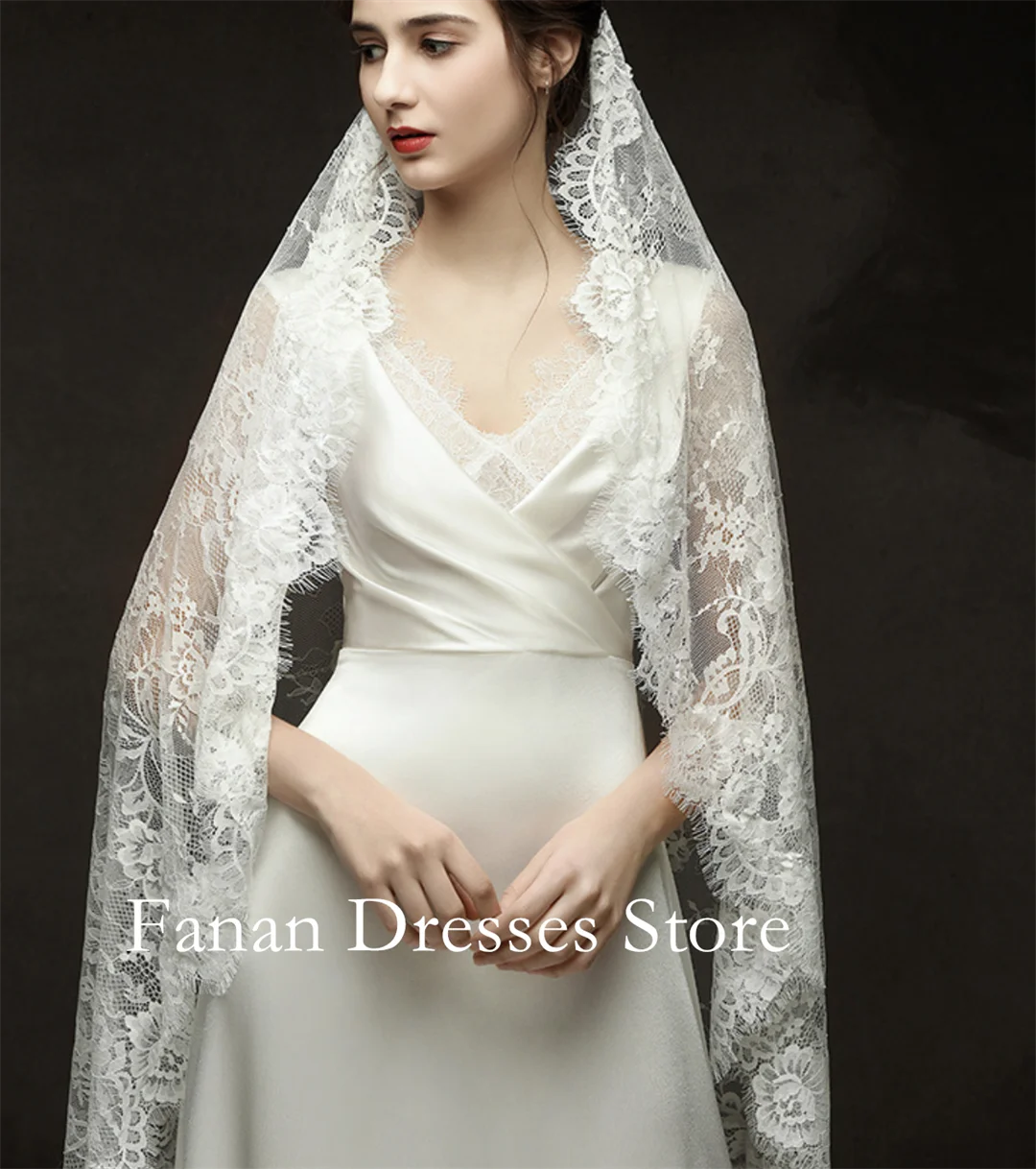 Suknie ślubne FANAN Korea z dekoltem w serek, trenem, krótkimi rękawami, proste, jedwabna satyna, odkryte plecy, koronkowe, 웨딩드레스, kolor ivory, na zamówienie