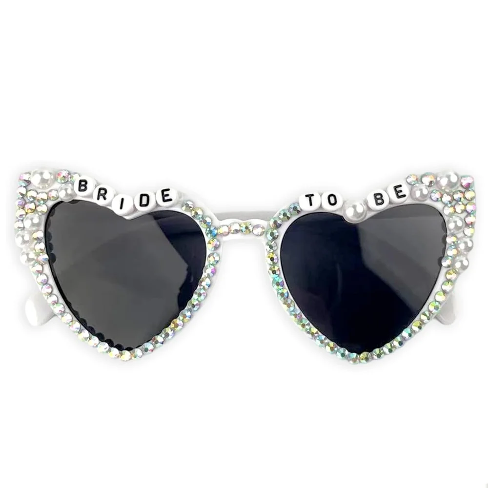 1 Stück Weiße Herz-Braut-Sonnenbrille, Geschenk für die Braut, für Junggesellinnenabschied, Spaßige Braut-Sonnenbrille für Frauen, Party-Geschenke – Detail 1