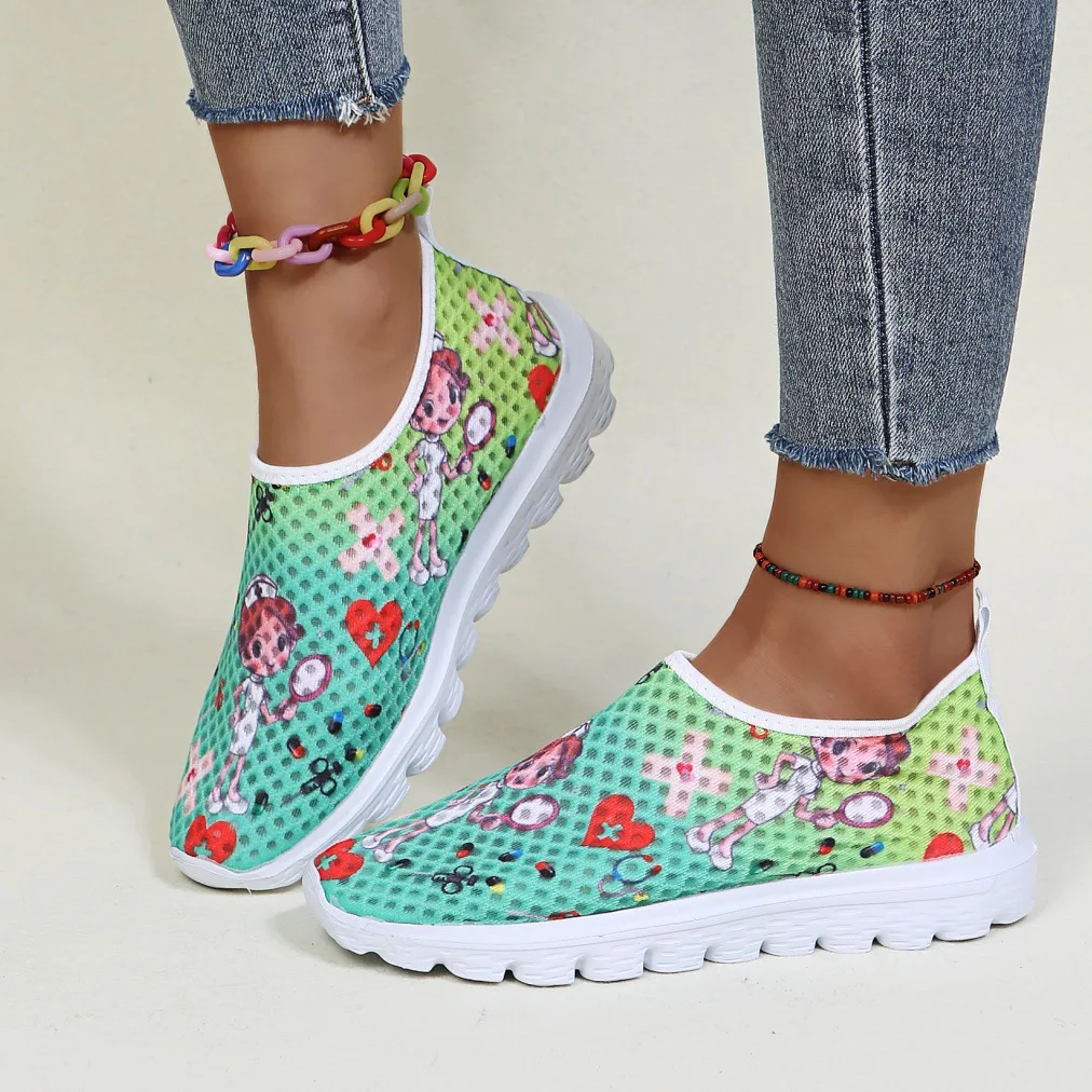 Women's Flat Sole Casual Shoes Printed Comfortable Light Fly Woven Cartoon Screen Large Women's Shoes