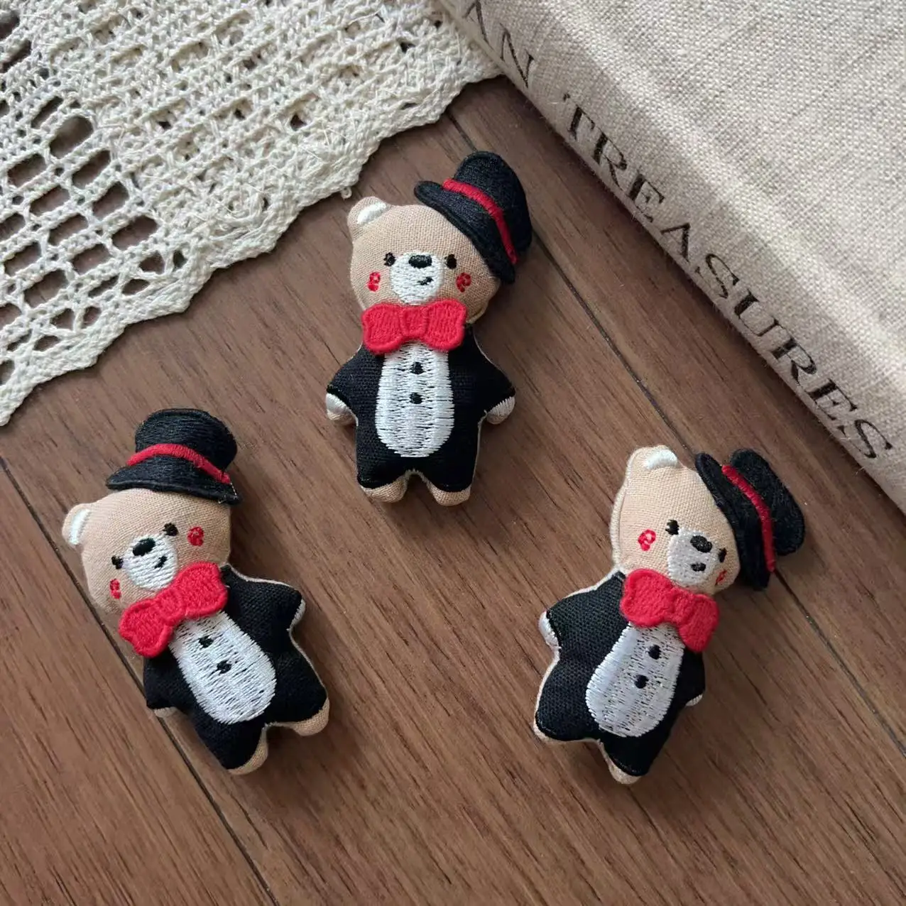 Premium Stuffed Cotton Magic Bear Brooch Pin Hair Accessory for DIY Shoe Sock Hat Garment Sewing Trim Cute