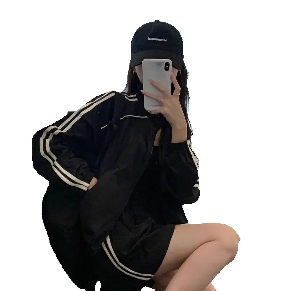 Рисунок 6 - Корейские аутентичные костюмы для гольфа