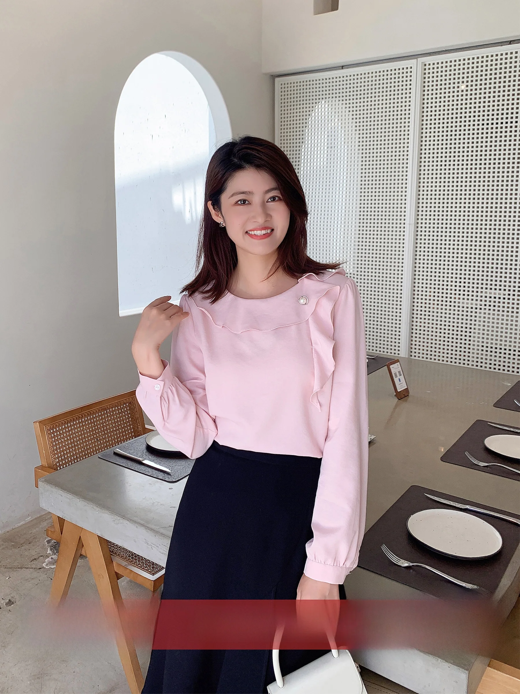 

Sweet Pink irt 63 Sles Floral Collar Women's Faion Korean Version round Ne Long Sve Loose Fit Polyester Fiber