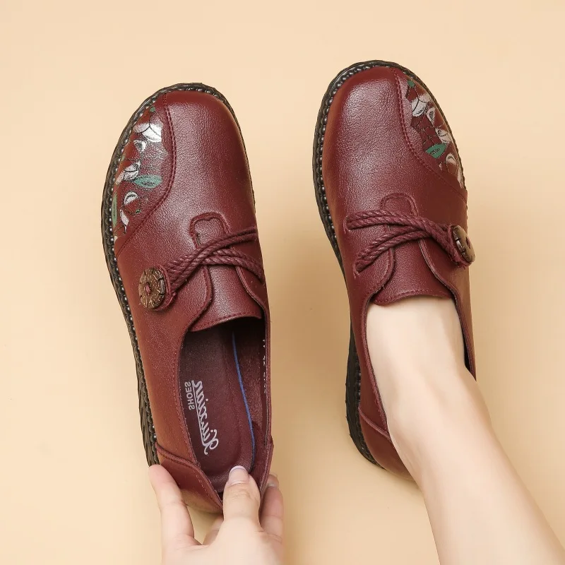 Slip resistant shoes for women new spring ballet flats ladies vintage loafer shoes with string button retro mother flats walking