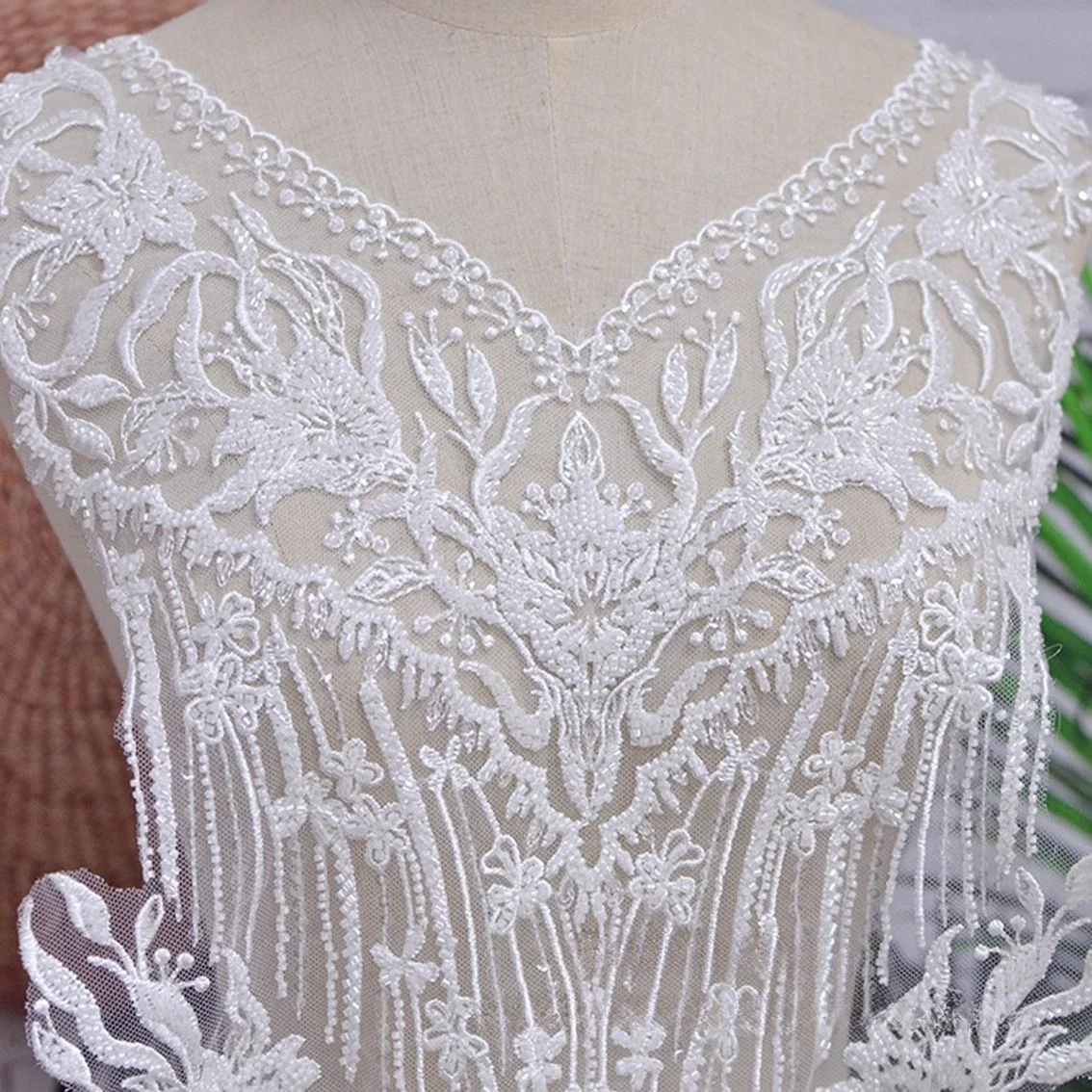 

Новый бежевый гвоздь из бисера, сетка на груди, цветок, женская одежда, аксессуары, шитье, свадебные платья, вечерние платья, одежда, кружевная ткань