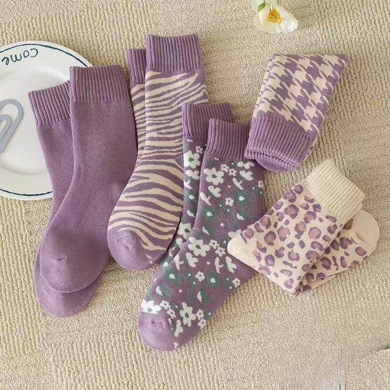 1/5 Paar Damen Herbst-Winter Neue Modische Mittellange Socken, Dick und Warm, Lange Bodensocken, Lässig und Bequem