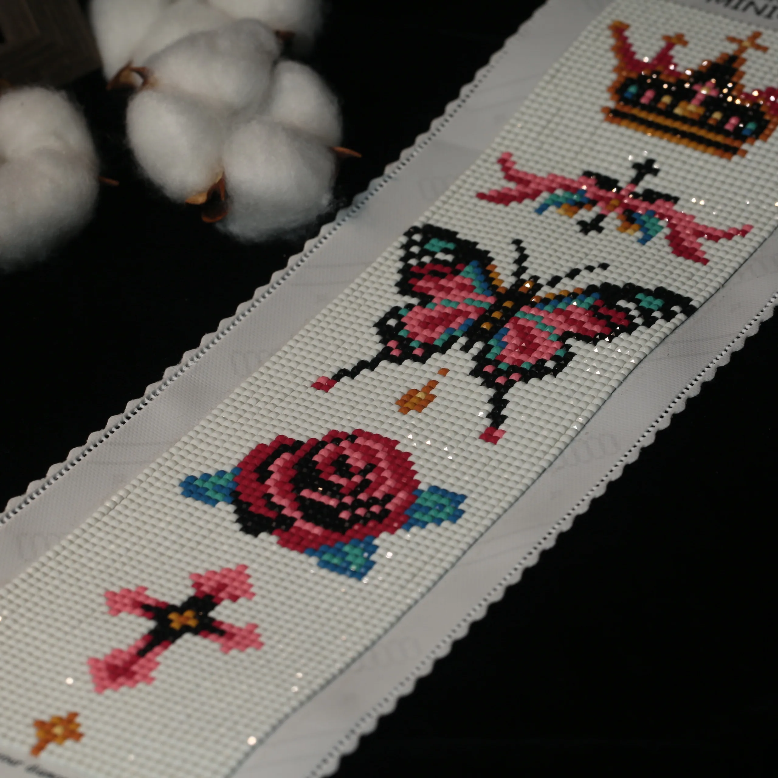 مينيجيم ™   توج رفرفة 3 "X 13" 5D DIY الراتنج مربع الماس طقم الطلاء - الملونة القوطية رمز فسيفساء 2 قطعة مجموعة