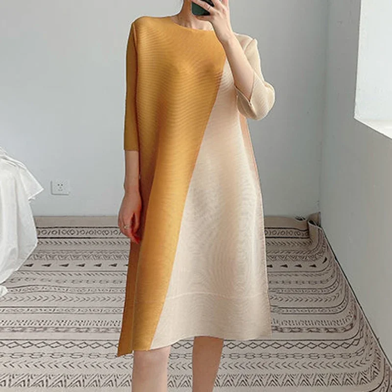 فستان مطوي فساتين سهرة أنيقة للنساء صيفي فاخر من قطعة واحدة لحفلات الزفاف للضيوف جديد في الفستان