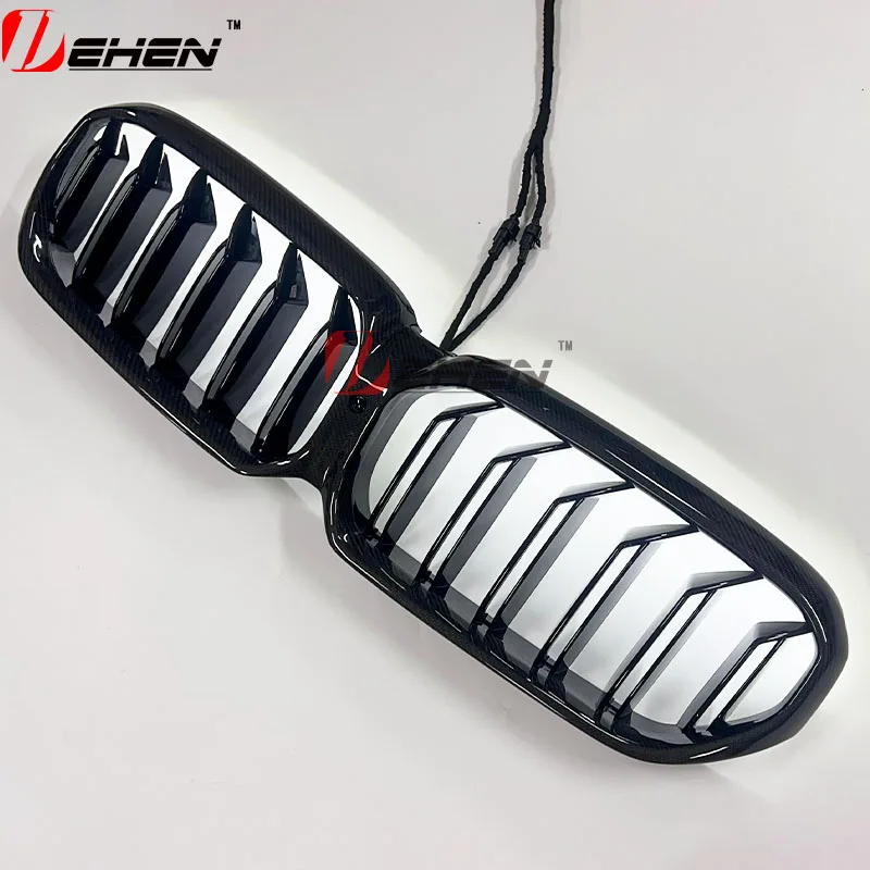 

LED White Light Gloss Carbon Fiber Car Front Bumper Kidney Grill Grilles for BMW 5 Series G30 F90 Facelift LCI 21-24 Car Styling