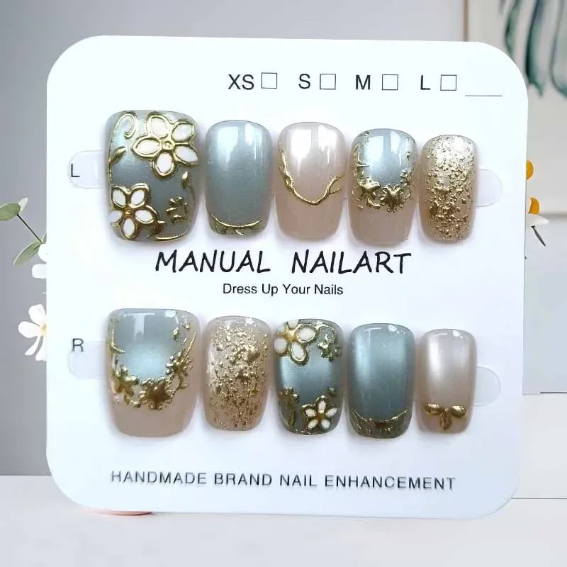10Pcs Golden Flower Cat Eye Light Luxury 3D Design Press on Nails Temperament Showing Off White Small Fresh Flower Fake Nails