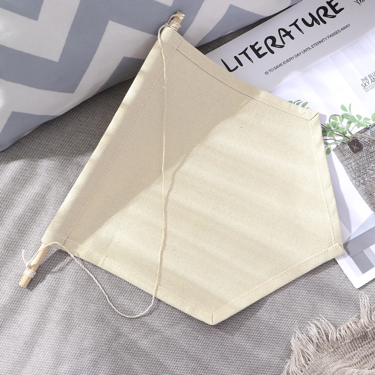 Banner Nordic Style Pendants Office Decoration Hanging Bamboo Lapel Pins Display Canvas