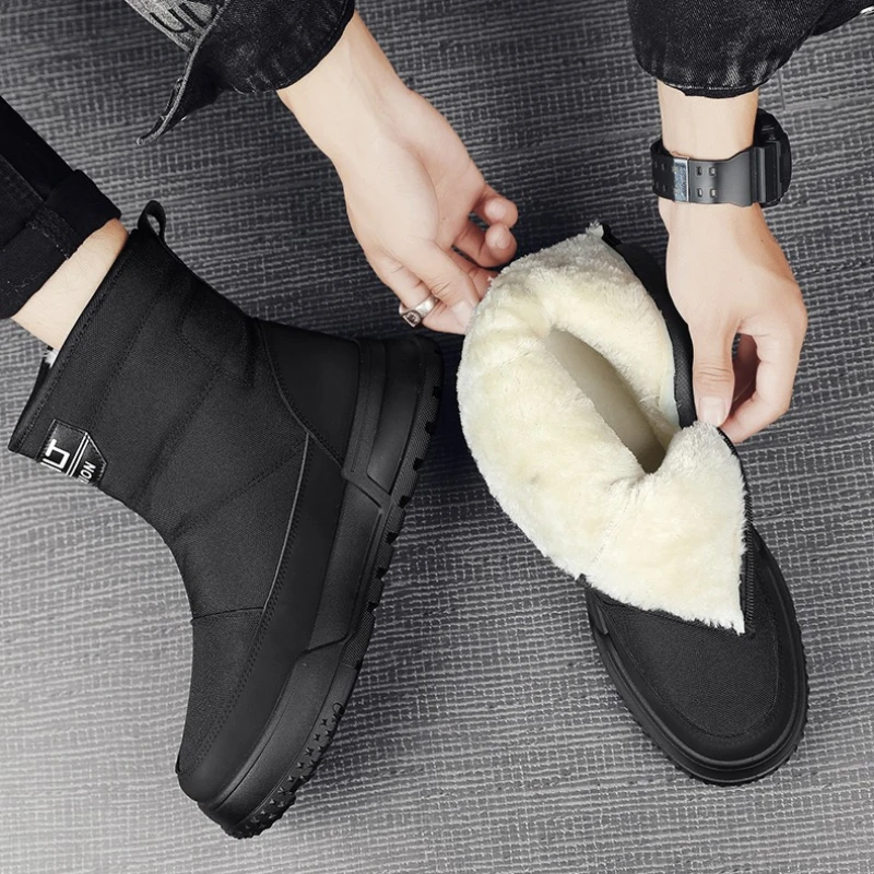 

High-quality Comfortable Fleece Warm Flat-heeled High-top Anti-slip Winter Snow Boots for Men's Plus-size Hiking and Outdoor Use