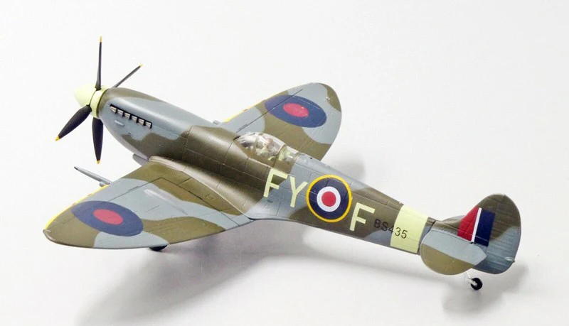 Fine – chasseur Spitfire britannique MK.IX de 1/72, modèle de chasse en alliage de l'escadron 611, modèle de collection de produits finis