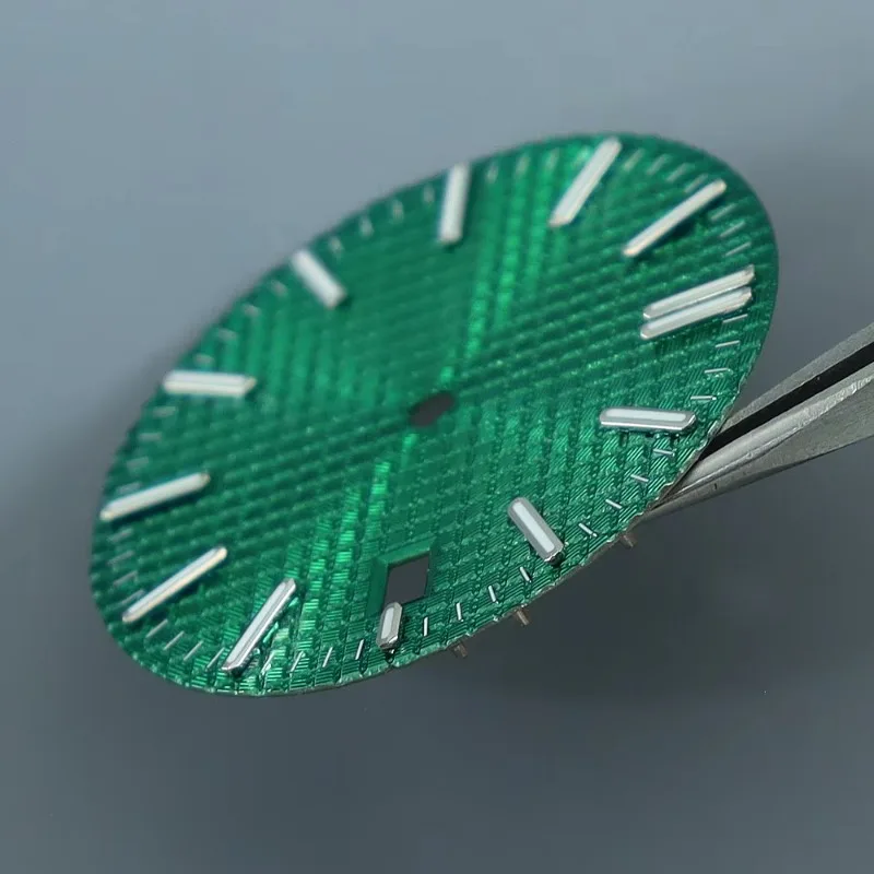 31.8MM Metal Farmhouse Oak Style Watch Dial Silver Markers Green Luminous for NH35 Movement Modification Replacement