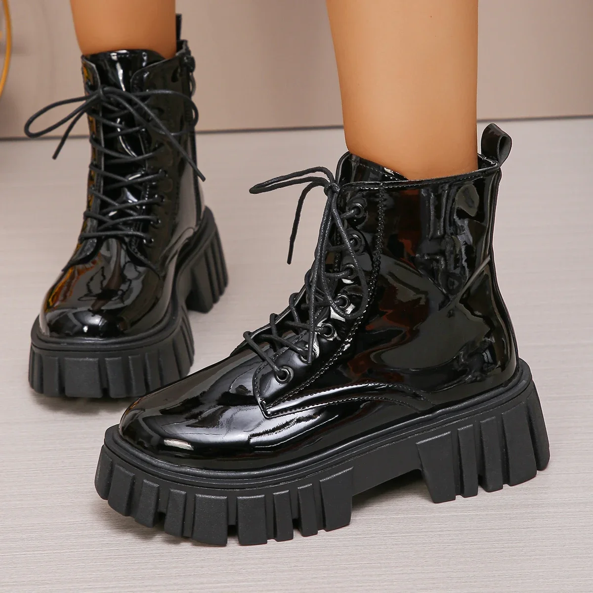 

Chunky Platform Combat Boots for Women Fashion Black Patent Leather Ankle Boots Woman Thick Sole Non Slip Motorcycle Botas Mujer