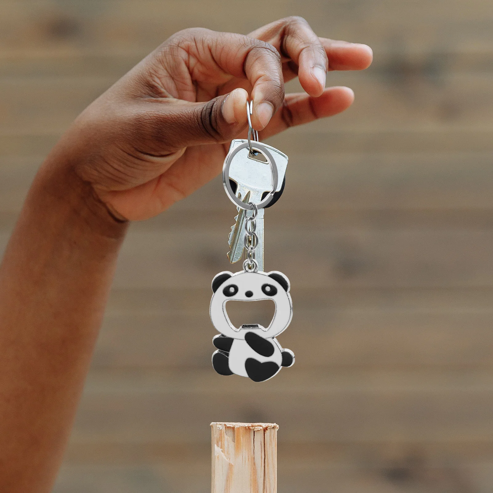 الباندا مفتاح سلسلة المحمولة فتاحة الزجاجات البيرة لطيف الجدة حلقة رئيسية هدية لأصدقاء الأسرة الرجال النساء المفاتيح لطيف #2