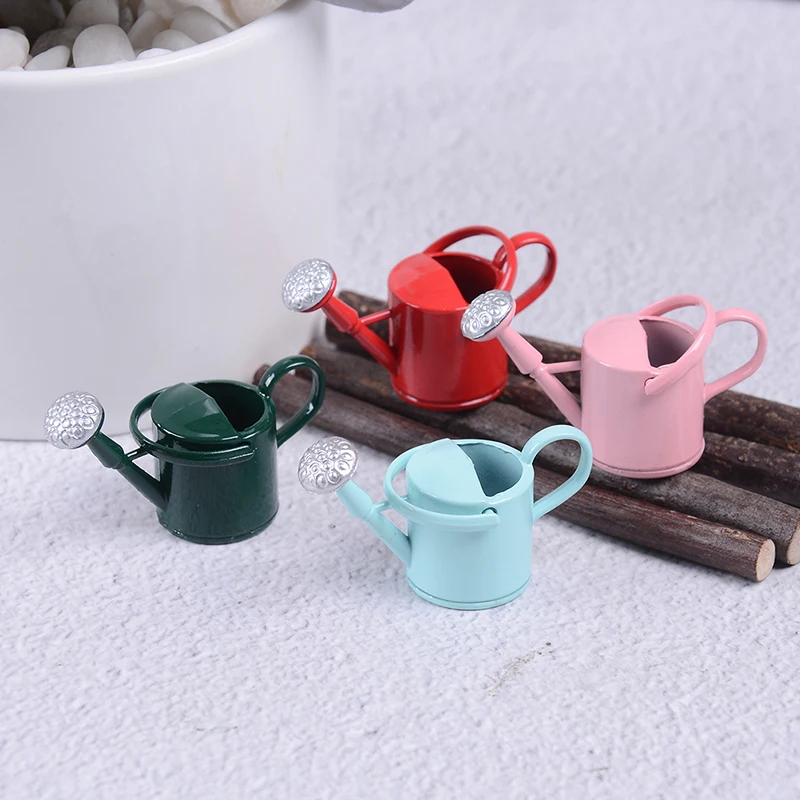 Mini regadera de Metal para jardín, decoración en miniatura para niños, muñecas, accesorios, casa de muñecas, muebles en miniatura, nuevo, 1/12