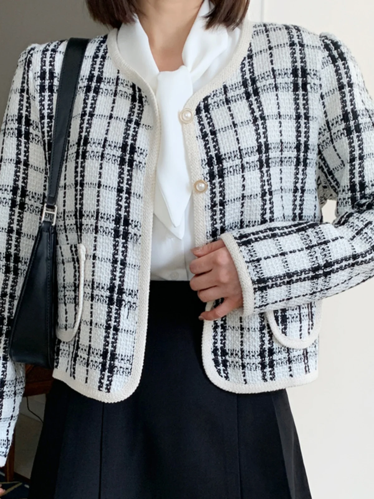 

Women's Plaid Woolen Suit Jaet round Ne Loose Straight Pearl Button Anti-Aging Small Fraance Sle Top Commute Sle