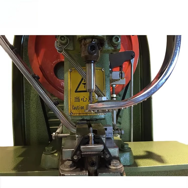 Supply Footwear Machine Shoe Eyelet Riveting Machine