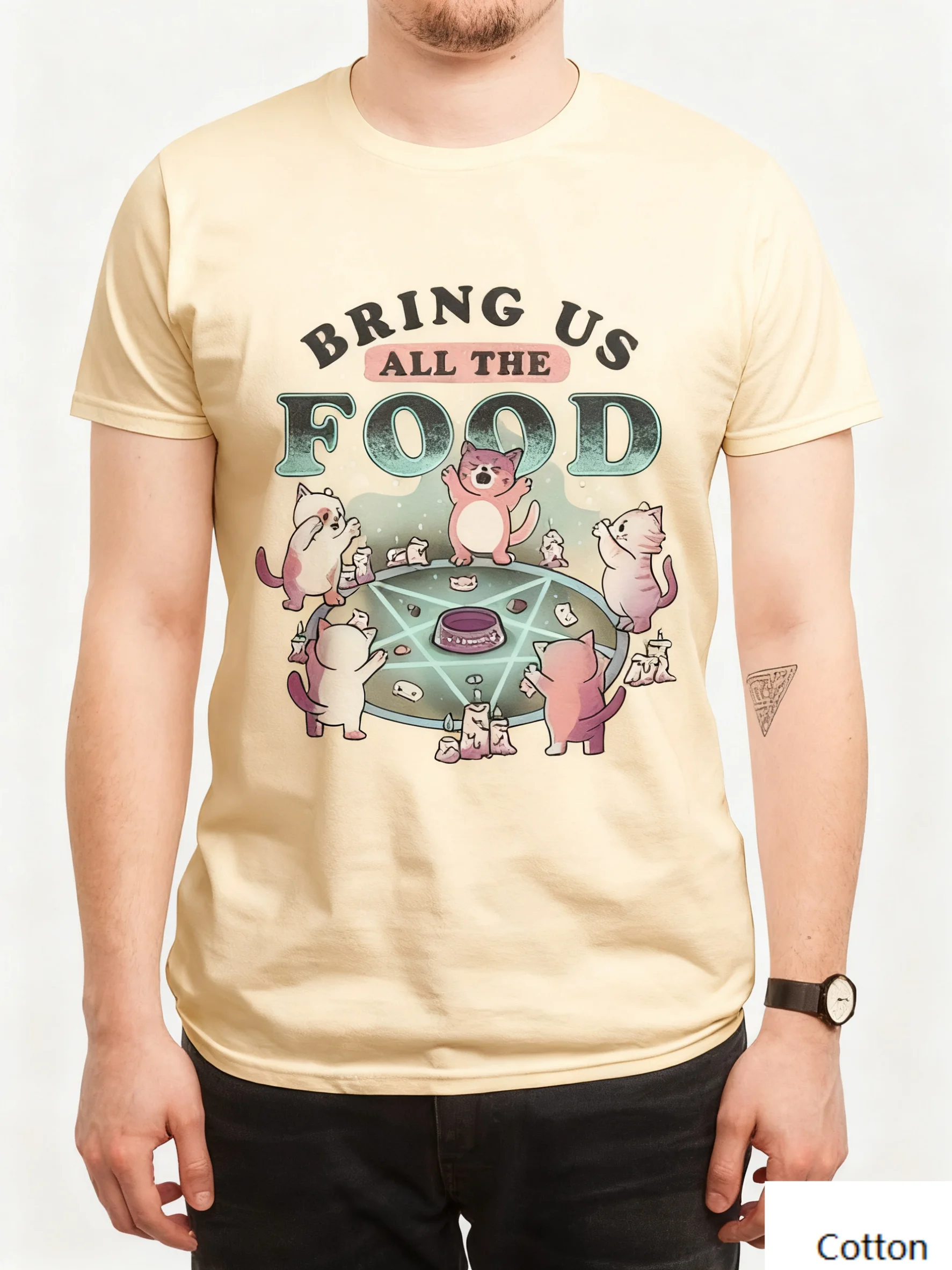 Хлопковая футболка с круглым вырезом Creative Cat «Humorous Food Ritual» с ярким дефектом кошек, пентаграмма