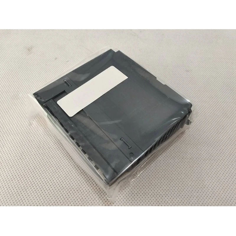 New original PLC programming control Q series QX80 input module DC input 16 points 24VDC/4mA