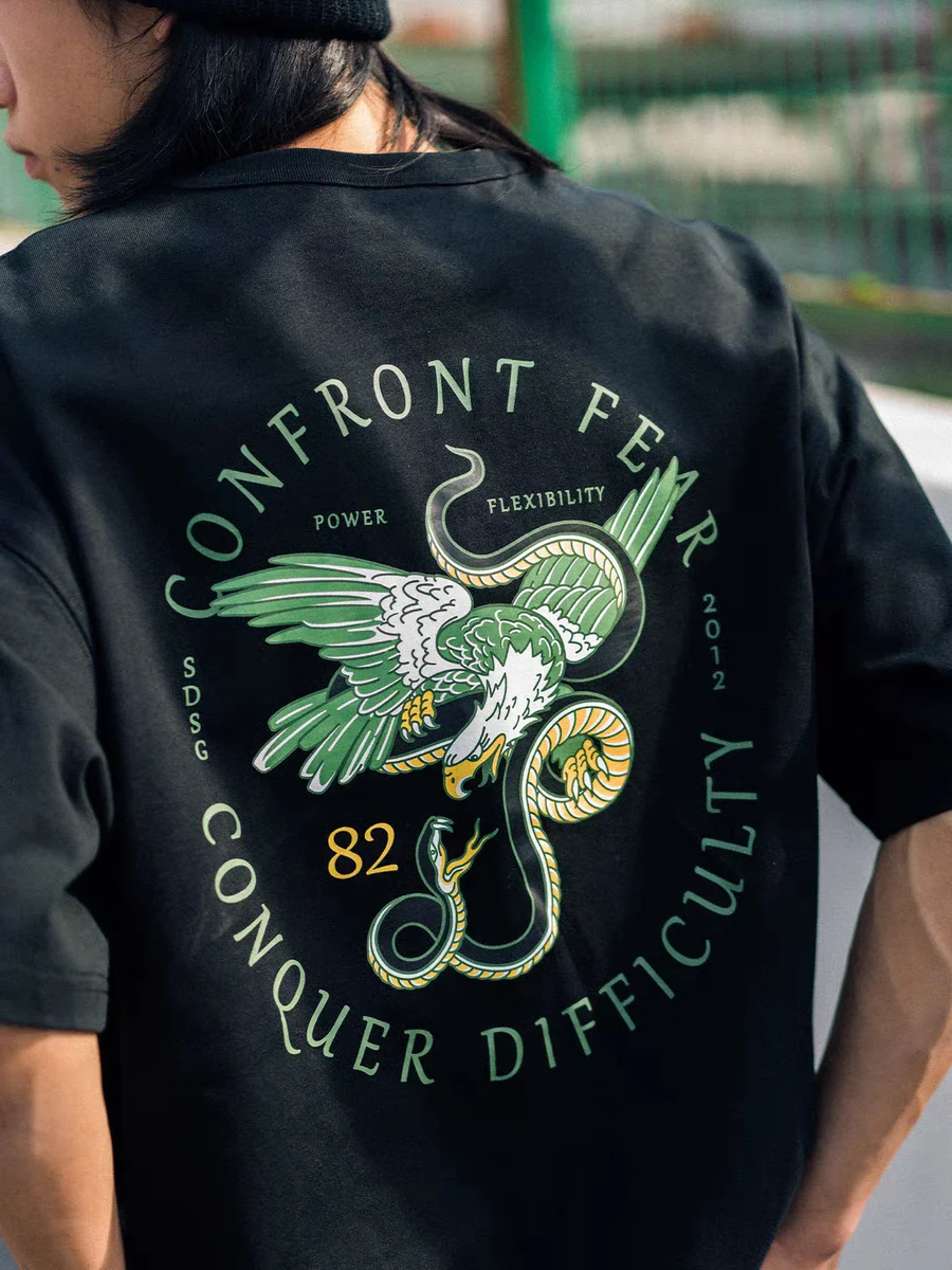 Oversized Men's T-shirts Crew Neck T-Shirt Eagle Snake Confront Fear Conquer Difficulty Graphic Print Sleeve Streetwear Tee