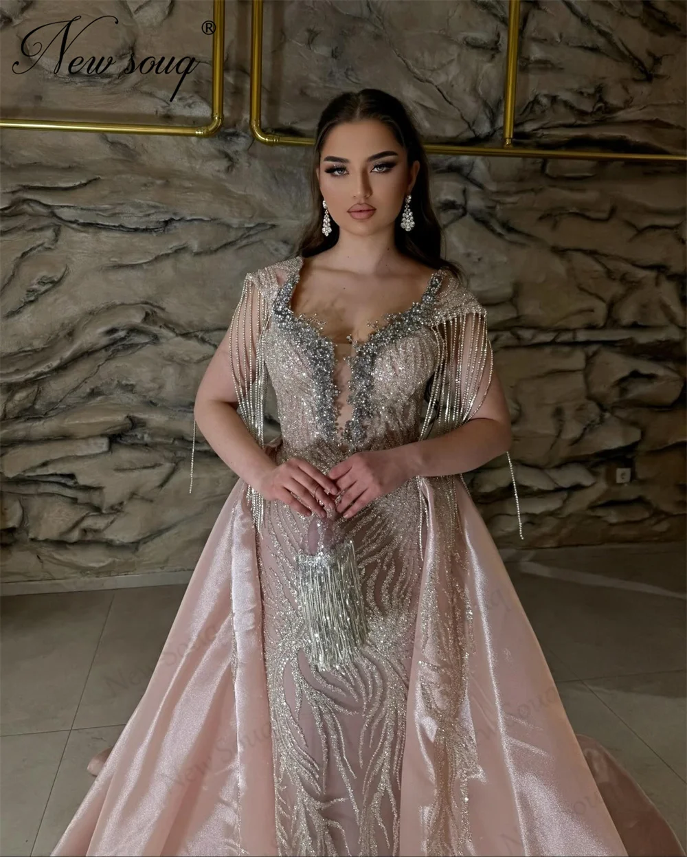 Haute Coutures Pink Beaded Evening Dresses Luxury Crystals Tassel Wedding Party Dress Dubai Prom Dress 2024 Vestidos De Cóctel