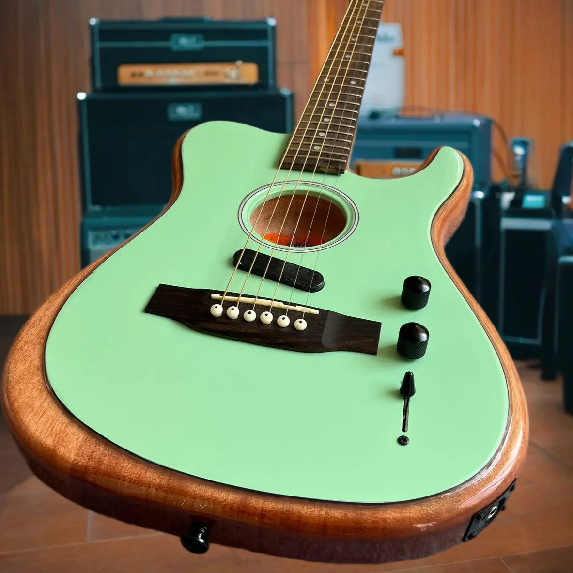 Grass Green Silent Guitar Fingerboard Dot Position Electric Guitar Exposed Natural Wood Edge Built-in Resonant Chamber