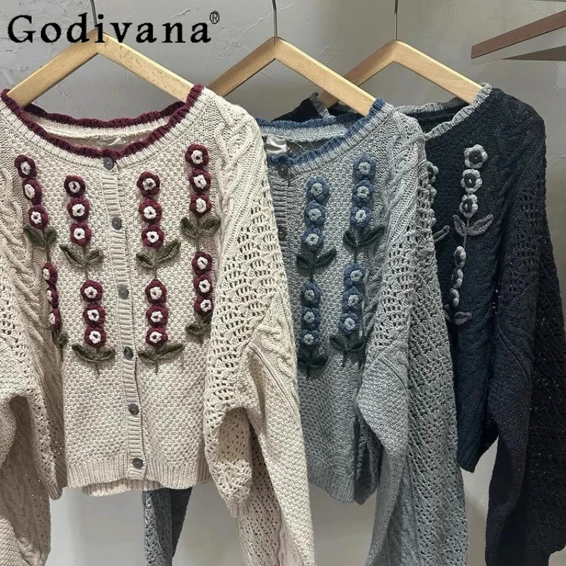 اليابانية الحلو اليدوية 3D زهرة الحلو الجوف خارج قصيرة سترة متماسكة ربيع الخريف المرأة الجديدة اليومية الأساسية سترة متماسكة عادية