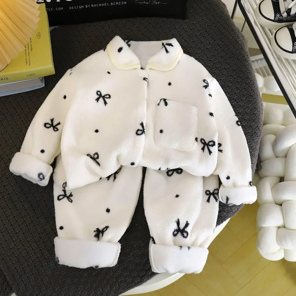 2026 neue Floral Leopard Print Warme Kleinkind Homewear Jungen Mädchen Strickjacke Nachtwäsche Winter Kinder Flanell Pyjamas Set