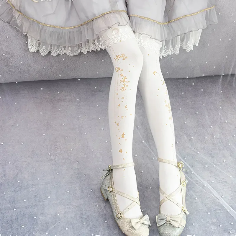 Conejito en la luna ~ Medias lolita de estilo chino de Yidhra