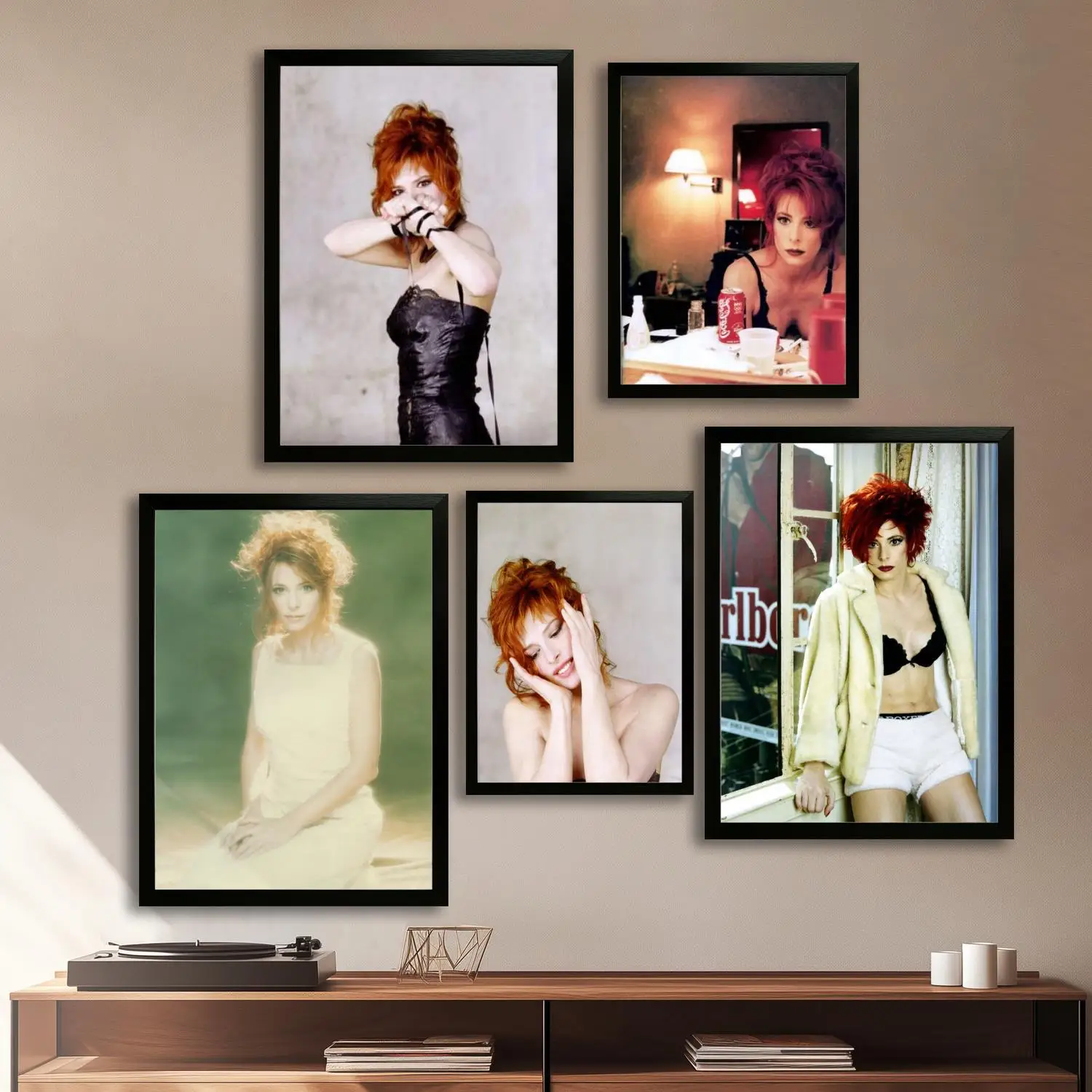 Poster Toile Mylène Farmer 30x45cm - Décoration Murale Sans Cadre Pour Chambre, Bureau, Salle De Sport - 7