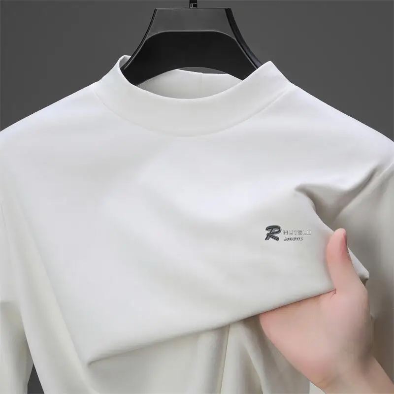 2025 تي شيرت رجالي بأكمام طويلة ورقبة عالية قميص أساسي للخريف والشتاء قميص ألماني مخملي للرجال