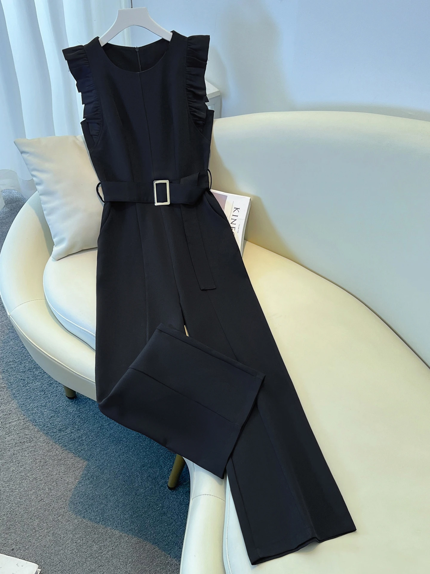 

Костюм-двойка Ele Bla-Piece для женщин: брюки с высокой талией и широкими штанинами, приталенный крой, премиум-качество, эксклюзив онлайн