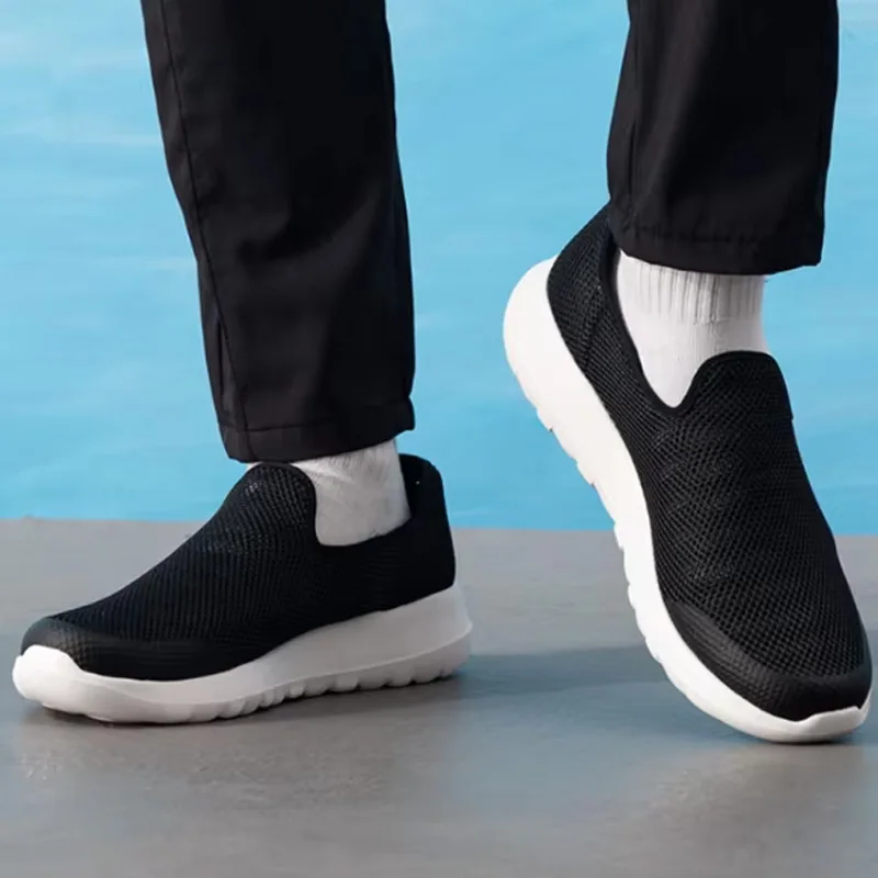 Skechers 2026new Men Walking Casual Shoes Lightweight Cushion Breathable Comfort Outdoor Sneakers 216700-BKW